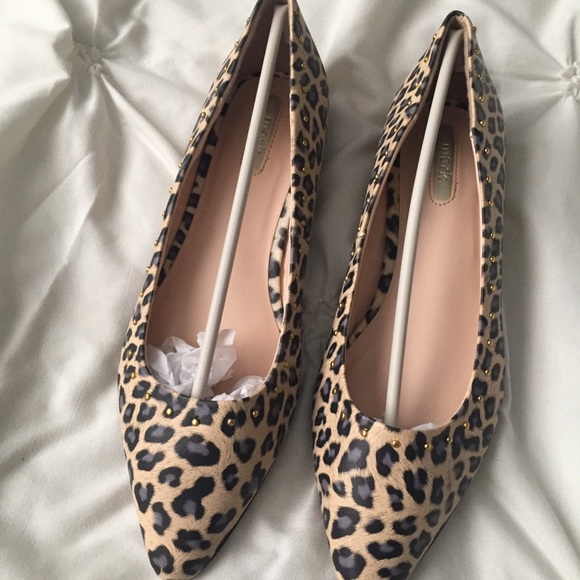 NWT Avon Mark Leather Leopard Print Flats - Picture 7 of 8